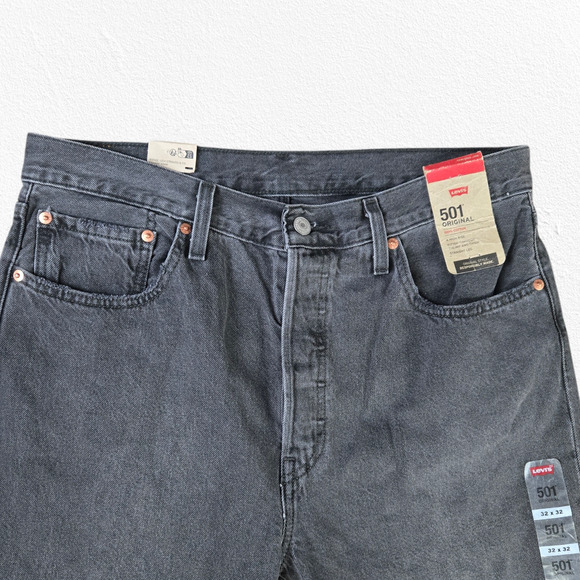 Levi's 501 Washed Black High Waisted Raw Hem Classic Straight Leg Jeans Size 32 - Picture 3 of 11